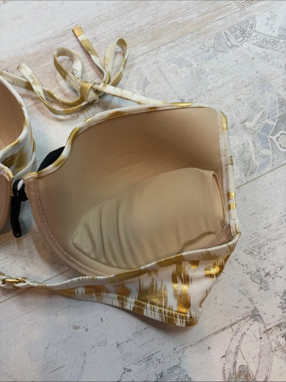 Victorias Secret White and Metallic Gold Push-up Bikini Top Size 36C
